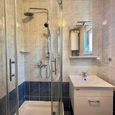 In 45022 Апартаменты *