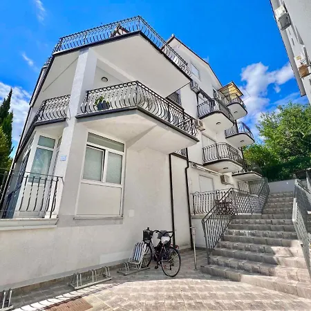 Appartement In 45022 Crikvenica